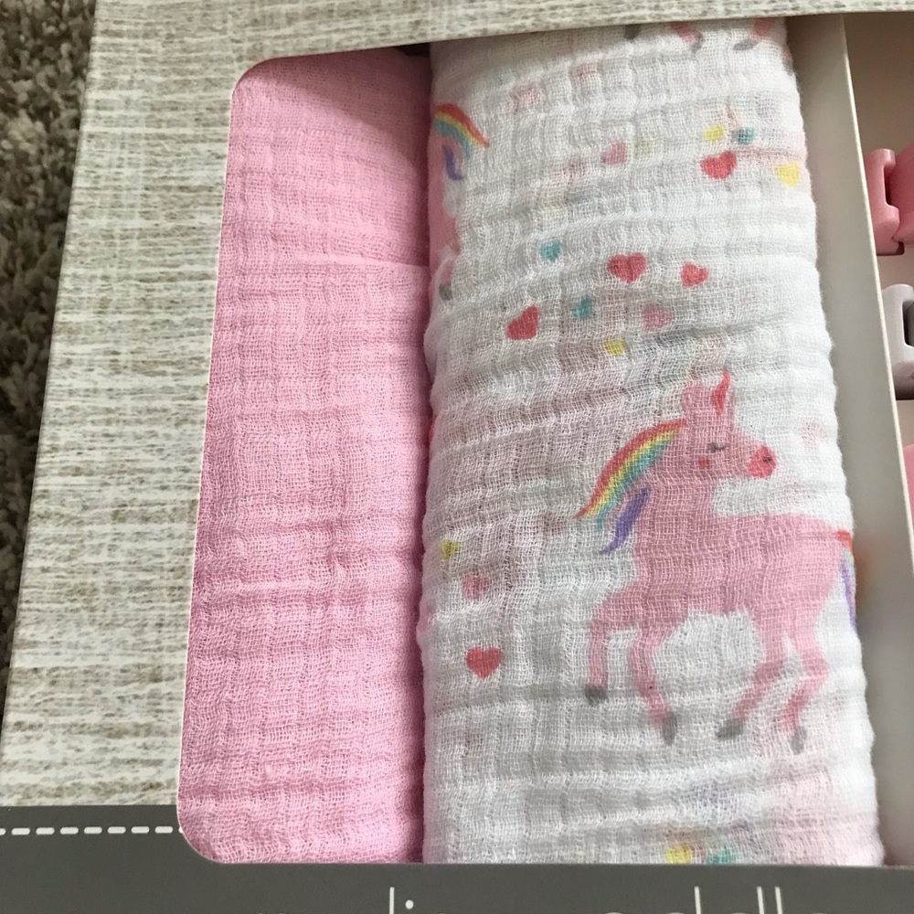 ๐ Swaddle Set With Clips ๐ - Picture 2 of 6